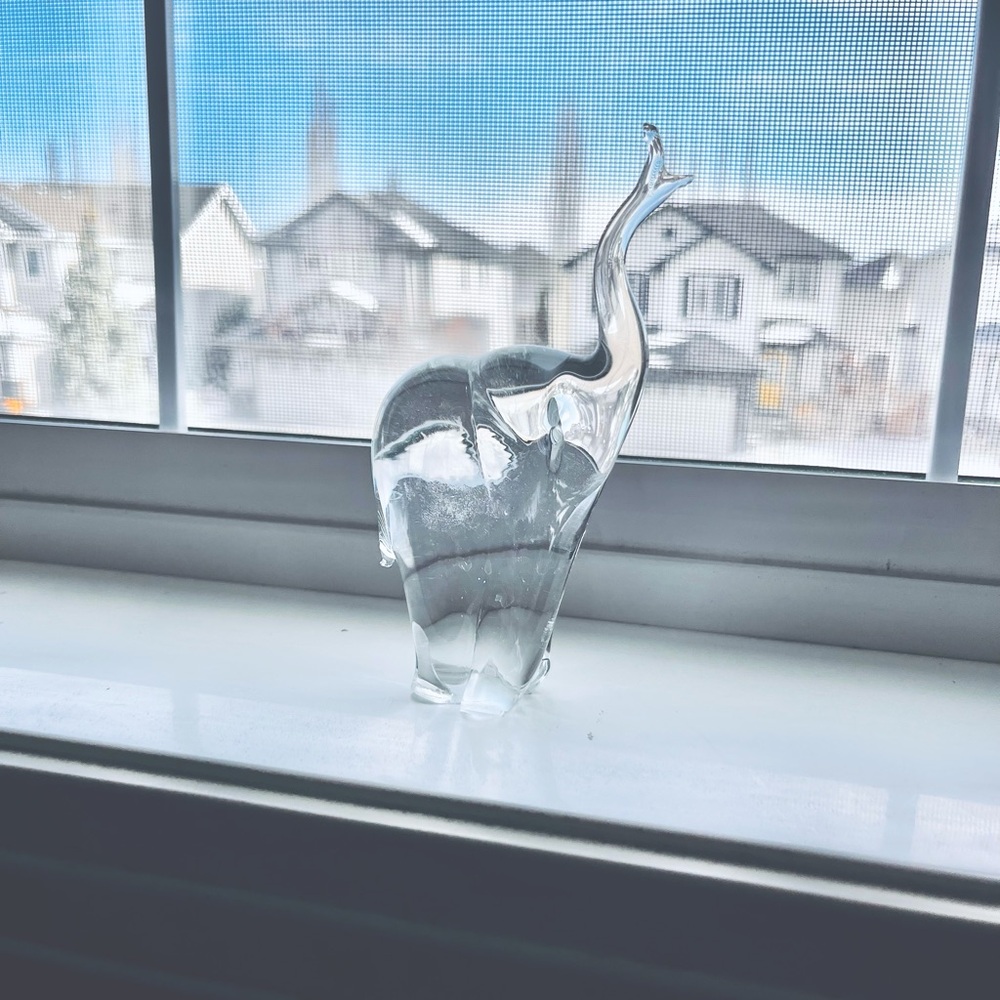 3/$20 🔥 Vintage Glass Elephant- Hand Blown